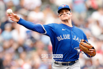 이정후가 아직 MLB 1등이다… 벨린저 재수 선택, 이제 류현진 옛 동료만 남았다