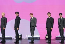 [포토]아프리카TV 마이스테이지 무대 꾸미는 배너