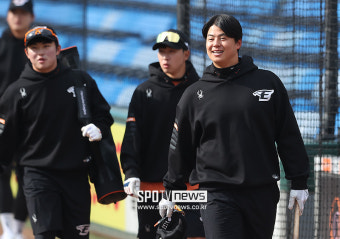 [포토S] 노시환, 류현진 팀 4번 타자