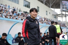 인내하며 스타일 입히는 김기동 
