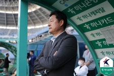 [SPO 현장]' 아시안게임 금메달' 영광은 잠시 뒤로...'동반 부진' 김은중vs이민성→'양보는 없다'