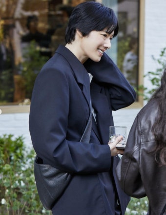 '김충재' 정은채, 열애 인정 후 숏컷…확 달라진 비주얼 공개