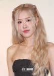 [포토S] 블랙핑크 로제, 달라진 분위기