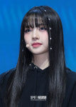 [포토S] 트리플에스 김채원, 머리카락에 보석이 반짝반짝