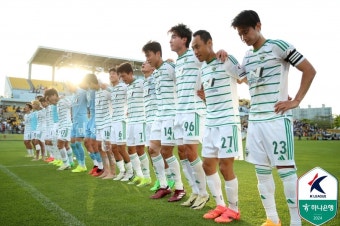 '전병관 멀티골' 전북, 광주 3-0 제압...연패 탈출 성공→대구-강원-수원FC, 나란히 '승전보' (종합)