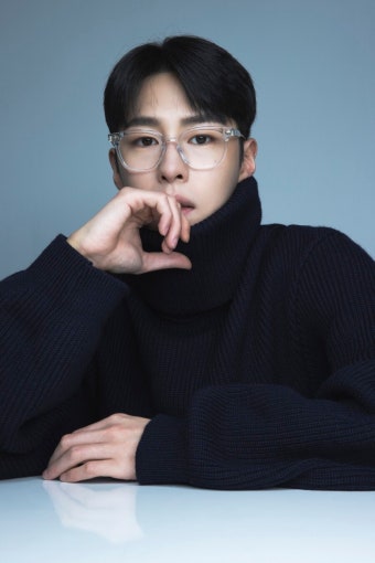이재욱, 신생 로그 스튜디오 전속계약 