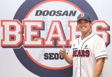 日 대표팀에 홈런 친 그 선수와 함께… 두산 151km 새식구가 기대하는 한 가지