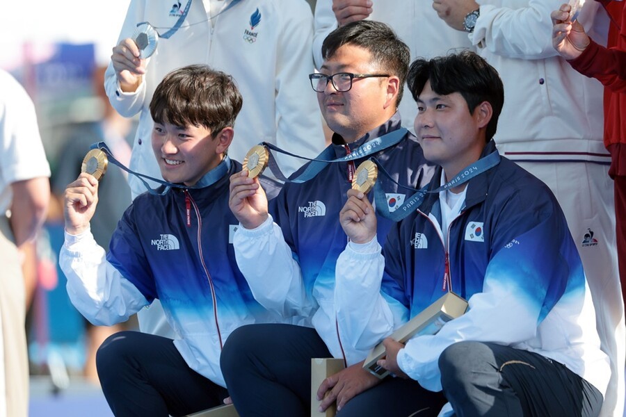 김우진 vs 이우석, 올림픽 양궁 4강서 은메달을 향한 첫 대결