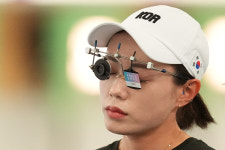 김예지로 전 세계가 난리 났다…'여전사' 매력 또 뽐낸다 '25m 권총 금메달 정조준' [올림픽 NOW]