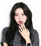 故최진실 딸 최준희 골반 괴사 3기로 인공관절…다이어트 탓 아냐