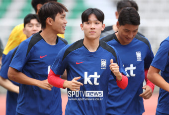 토트넘, 손흥민과 양민혁의 미래 불투명…팬들 관심집중!