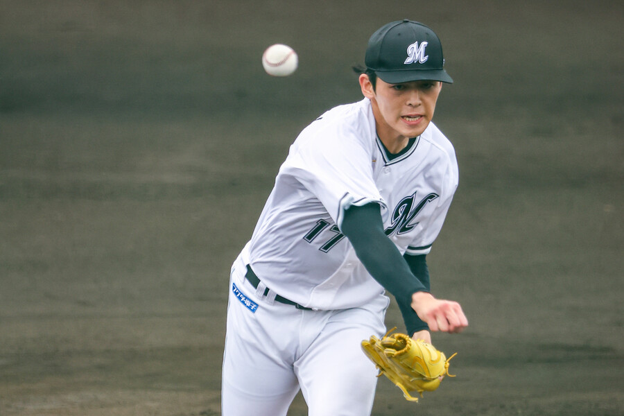 한화 이글스, 지바 롯데와의 연습경기 2:4 패배...신인 정우주의 강력한 직구 힘차한 투구 주목