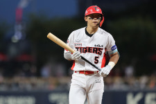 'KBO 역대 대기록' 김도영 40-40 가는 길에 대업 추가… 40호 도루까지, 이제 홈런 2개만 남았다