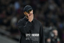 [UCL REVIEW] 밀렸잖아! 콤파니 분노 김민재 실책→결승 실점…뮌헨 바르샤에 1-4 대패, 23위 추락