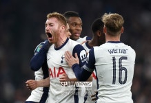 토트넘, 17년 무관 끊나…英 매체도 주목 2008년 이후 첫 우승 기회 잡아