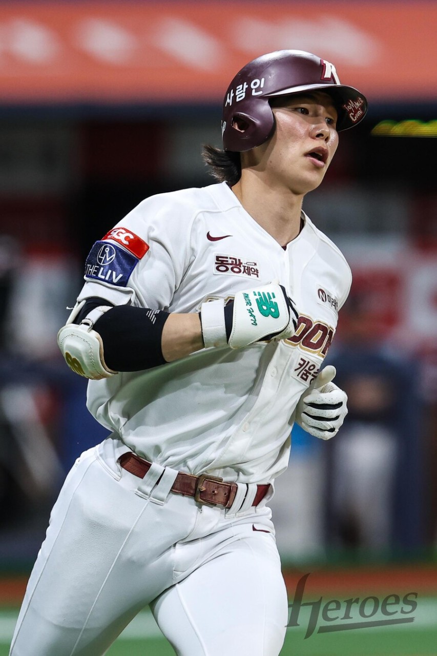 한국 출신 MLB 스타들, 이정후와 김혜성의 첫 맞대결으로 우정의 대결 예고