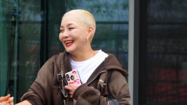 90년대 섹시 아이콘 홍진희, 파격 삭발…써니, 처음이자 마지막 영화(같이 삽시다)