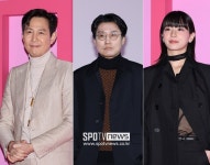 이정재·박규영 인터뷰 엠바고..오징어게임2도 무안공항 참사 애도 동참