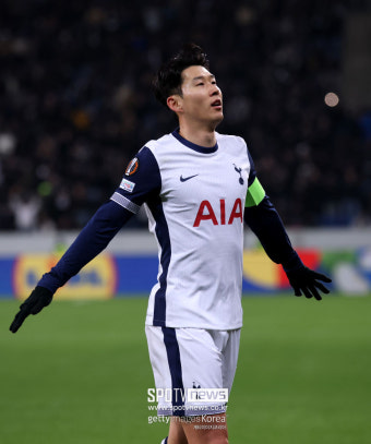 손흥민이 구해냈다! 미쳤다! 멀티골 대폭발, 토트넘 호펜하임에 3-2 승 'UEL 16강 직행 파란불' [UEL REVIEW]
