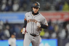 '미쳤다' 이정후 양키스에 2루타 폭발, ML 단독 1위 등극…샌프란시스코는 4-8 패배, 2연승 마감 (종합)