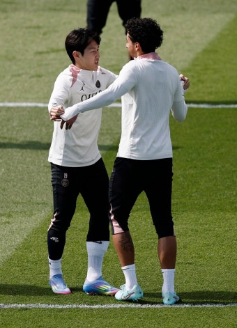 '벤치 멤버' 이강인 반란 가능하다…박지성-손흥민 넘어 韓 축구 신기록 달성 → UCL 결승 뛰고 트레블 도전