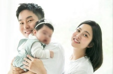 곽정욱박세영, 딸과 함께한 가족사진 최초 공개…