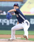 [포토S] 두산 선발 최민석