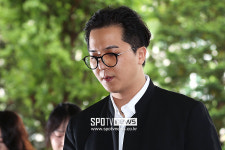 [포토S] 송민호, '병역법 위반 혐의로 기소'