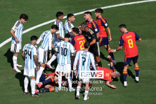 FIFA, '월드컵 준우승' 아르헨티나 징계 절차 착수...결승 난투극+정치적 현수막 조사 예정