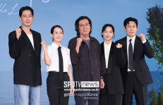[속보]이창동 '가능한 사랑', 베니스영화제 심사위원대상 수상