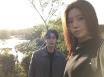 '공개 열애' 기희현, 이상윤과 더 과감해졌다…차에서도 '손 꼭''