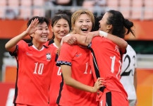 '北 내고향전 화제' 윤수정, 북한 골망 흔들었다…'벼락 동점골' 韓 여자축구, 남북전 1-1 무승부 → 조 1위는 놓쳤다
