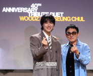 [포토S] 이승철, '우즈와 함께'