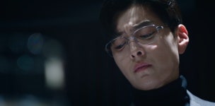 환자 간에 이니셜 새기다니…'닥터X' 장승조 정체, 미친 의사였다