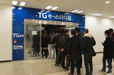 [취재] 추억은 방울방울, 레토르 게임장터 탐방기 1