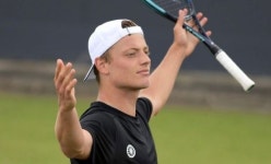 네덜란드 신예 등장 홈 와일드카드 받고 우승한 반 리즈도벤