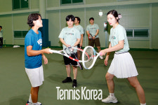 강원특별자치도청 테니스팀, 동호인 재능기부 레슨 실시