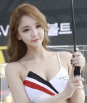 [슈퍼레이스 포토] 레이싱걸 유진, 청순한 외모에 반전 몸매