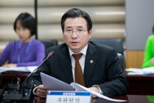김용범 