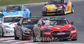 풍성했던 넥센스피드레이싱 개막전...모터 축제 청사진 제시