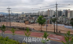 [현장클릭] 아이가 살기에 딱…용마산역 쌍용예가 더 클라우드