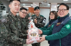 세븐일레븐, 청성부대 장병에 밸런타인데이 선물