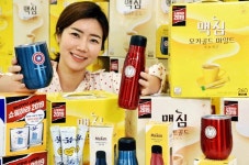 홈플러스, 동서식품 맥심X마블 기획팩 단독판매