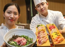 현대그린푸드 본가스시 방어 초밥 출시