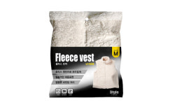 플리스도 편의점에서...세븐일레븐·GS25, 방한조끼 경쟁 