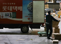 20kg 빠졌던 롯데 택배기사, 결국 숨져···대책위 명백한 과로사