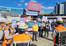 부산도시공사, 건설 현장 근로자 대상 안전캠페인 진행