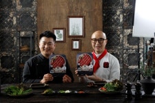 홈앤쇼핑, 홍석천 이원일의 천하일미 LA갈비 출시 방송 진행