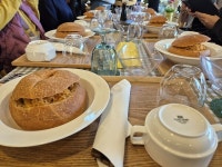 [휴:休] 익산 힐링여행… 밀새싹에 건강 찾고, 한옥 고택 길 걸으며