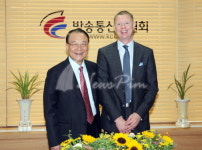 최시중 위원장, 한스 베스트베리 에릭슨 회장 면담